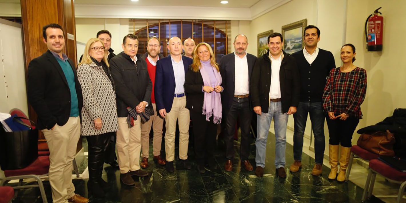 Juanma Moreno: “No podemos construir el progreso de Andalucía sin una Linares fuerte”