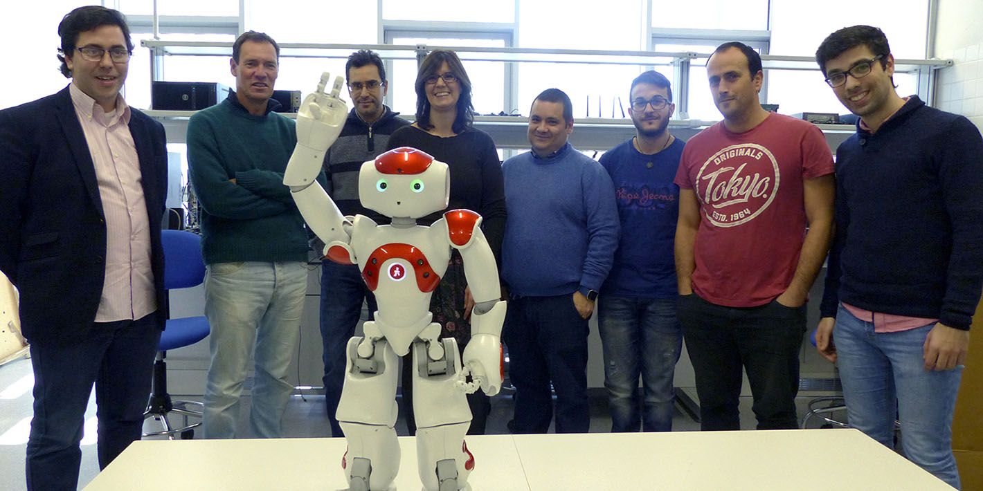 Investigadores del Campus de Linares mejoran la capacidad de interacción con personas en robots de uso social
