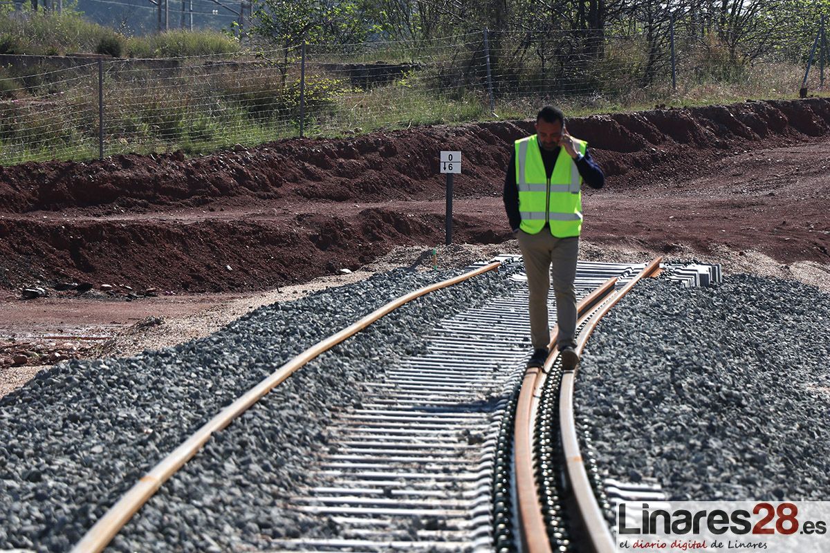 Ciudadanos pregunta en el Parlamento por las obras para conectar Santana con el ramal ferroviario de Vadollano-Linares