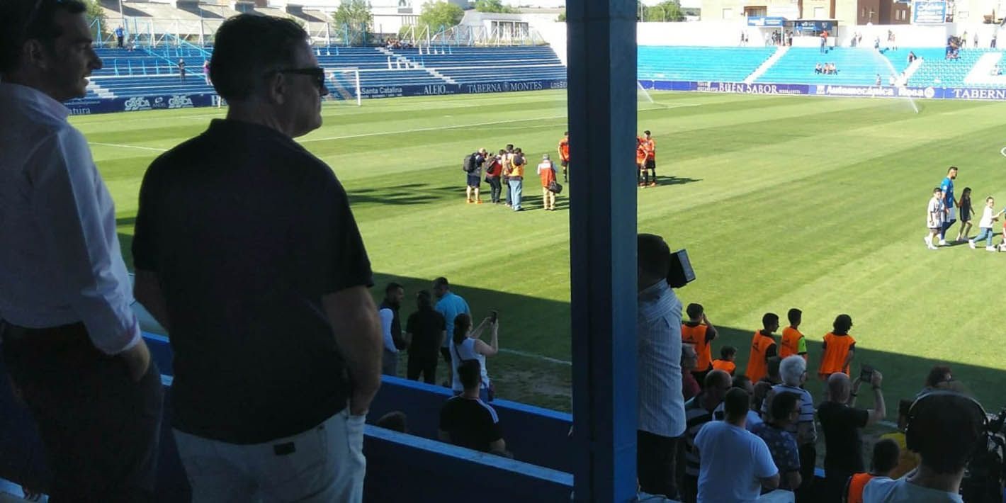 Ciudadanos apuesta por impulsar la remodelación integral del Estadio de Linarejos