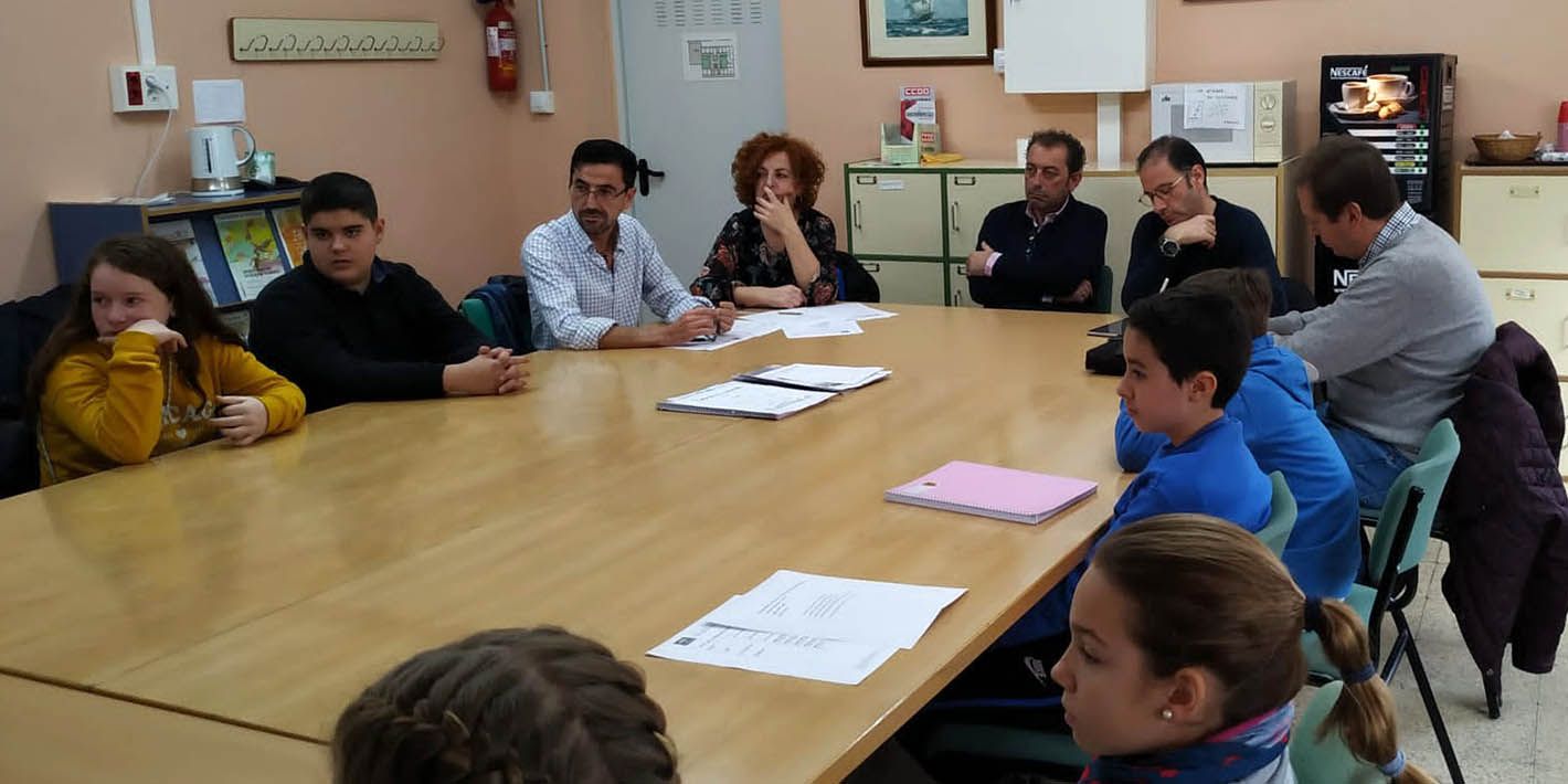 El Hospital ‘San Agustín’ de Linares reúne la Mesa de Participación Infantil