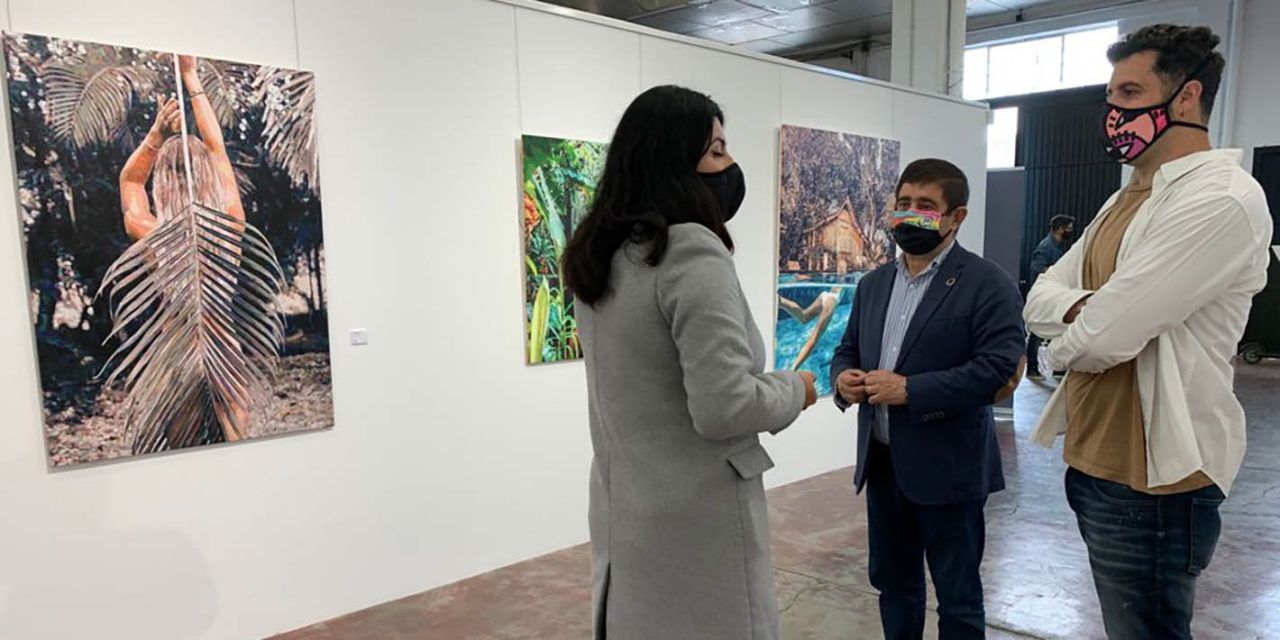 El presidente de la Diputación conoce el proyecto cultural Rampa, impulsado por el artista Belin