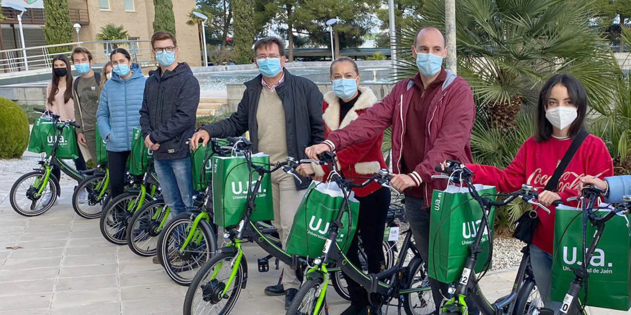 La Universidad de Jaén promueve la movilidad sostenible a sus campus con el programa ‘Tu Bici en la UJA’