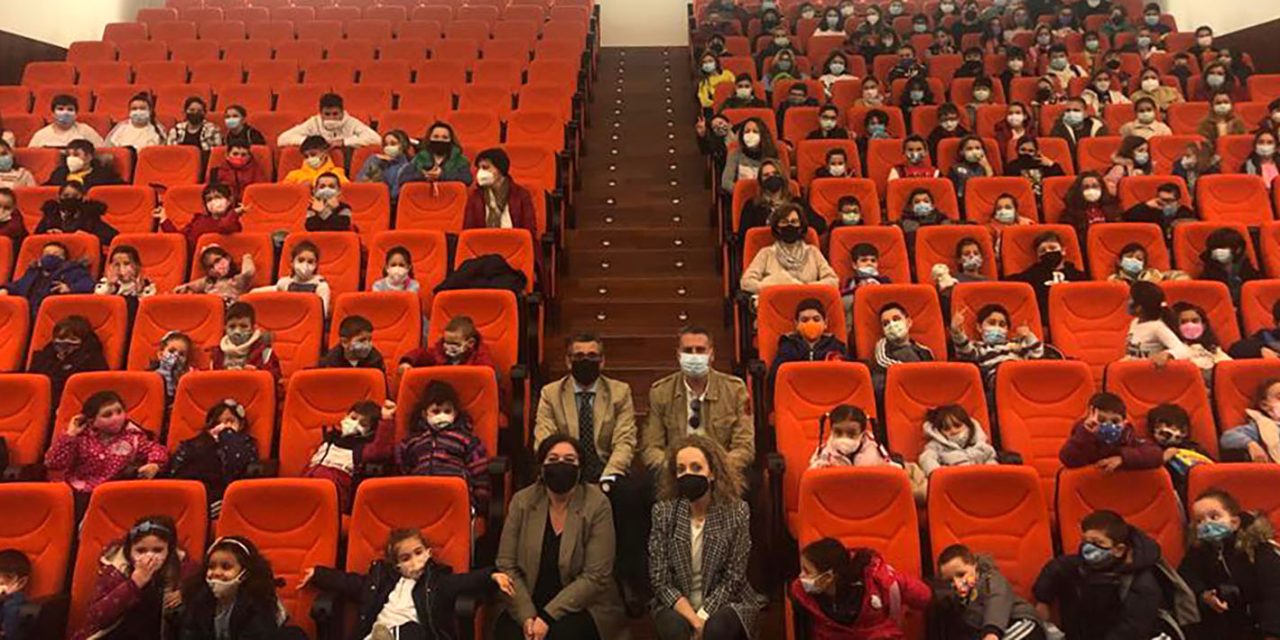 El Campus de Linares conmemora el Día Internacional de la Mujer y la Niña en la Ciencia