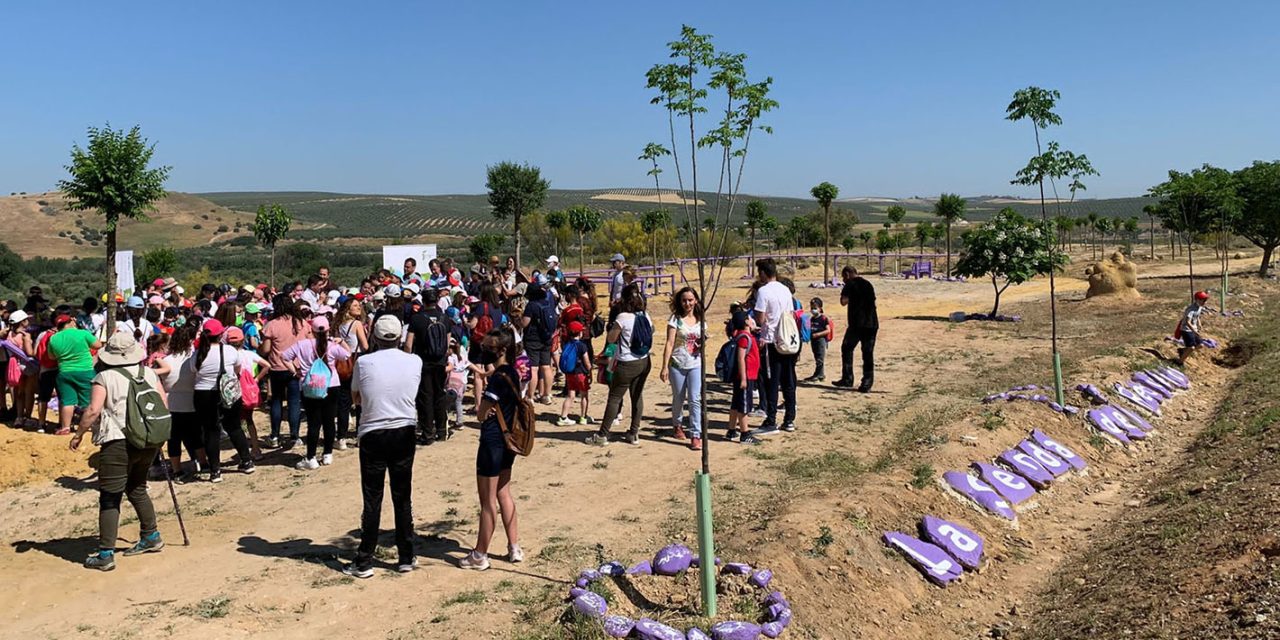 Inaugurada la Senda del Recuerdo de la Vía Verde del Guadalimar, un homenaje a las personas fallecidas a causa de la pandemia de la Covid-19