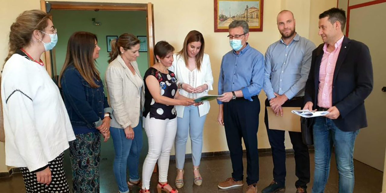 Reunión en la Estación de Linares-Baeza para tratar los proyectos de la Agrupación de Vertidos y la EDAR