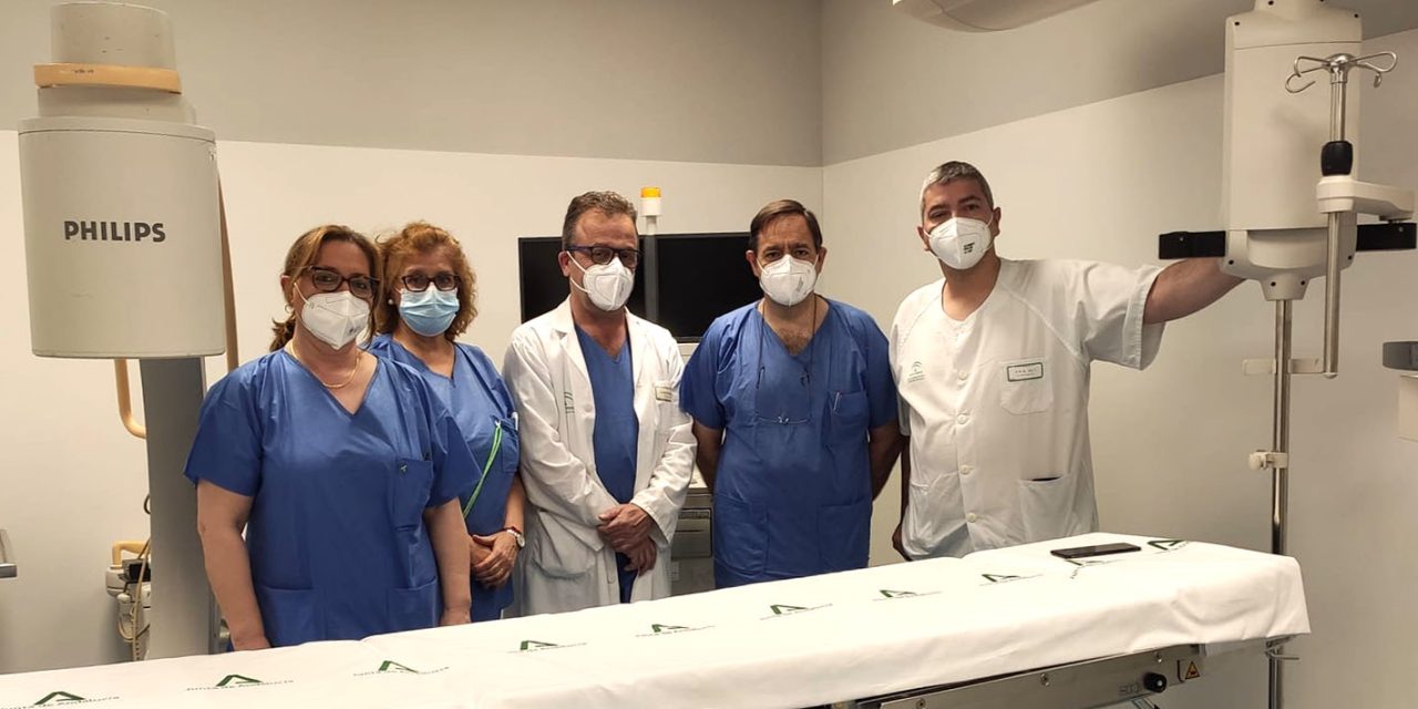 La UCI del Hospital de Linares implanta 121 marcapasos en pacientes que lo precisan