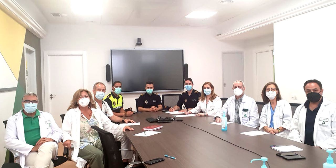 El Hospital de Linares y la Policía Local impulsan el protocolo de coordinación de seguridad vial