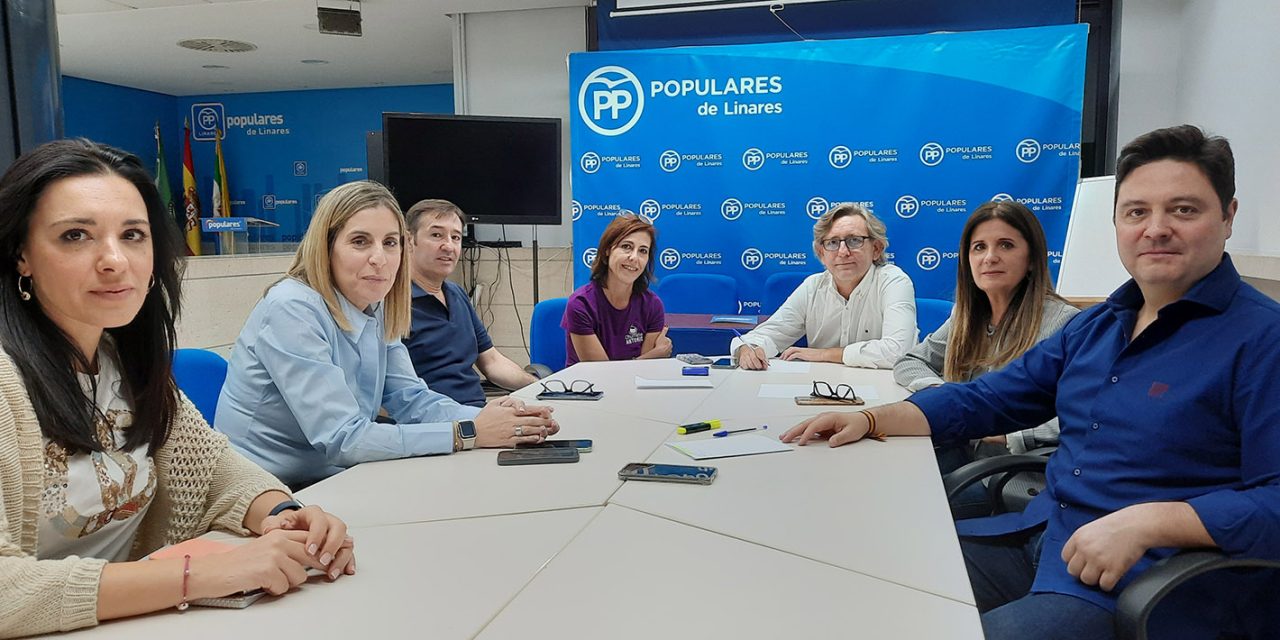 El PP se reúne con la Asociación de Hosteleros de Linares