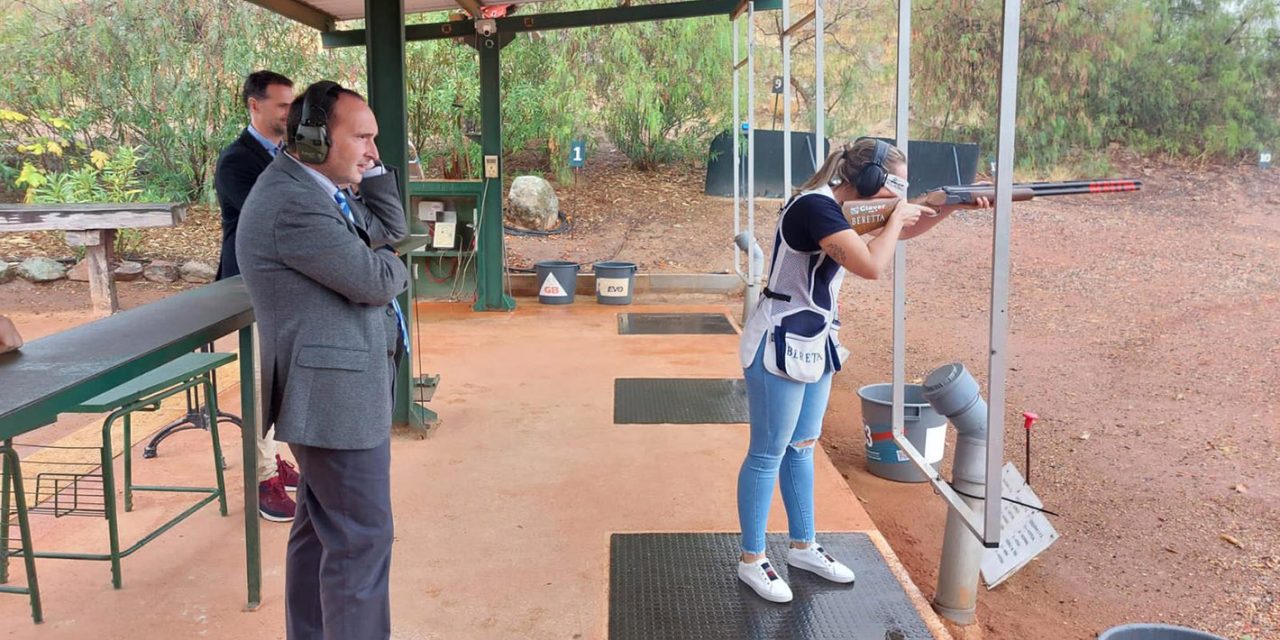 La oro olímpico, Fátima Gálvez, participa en Linares en una Jornda Mentor10