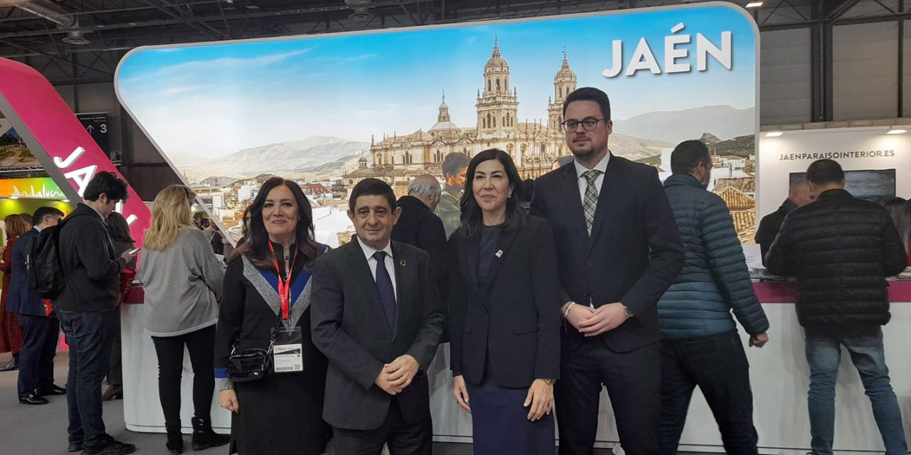 ESPECIAL FITUR | La secretaria de Estado de Turismo visita el estand de la provincia de Jaén en Fitur 2023