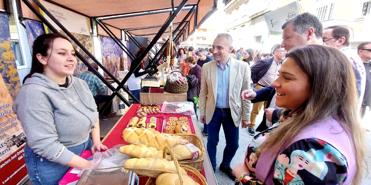 Éxito del Mercado Local de ‘Degusta Jaén’ en Linares