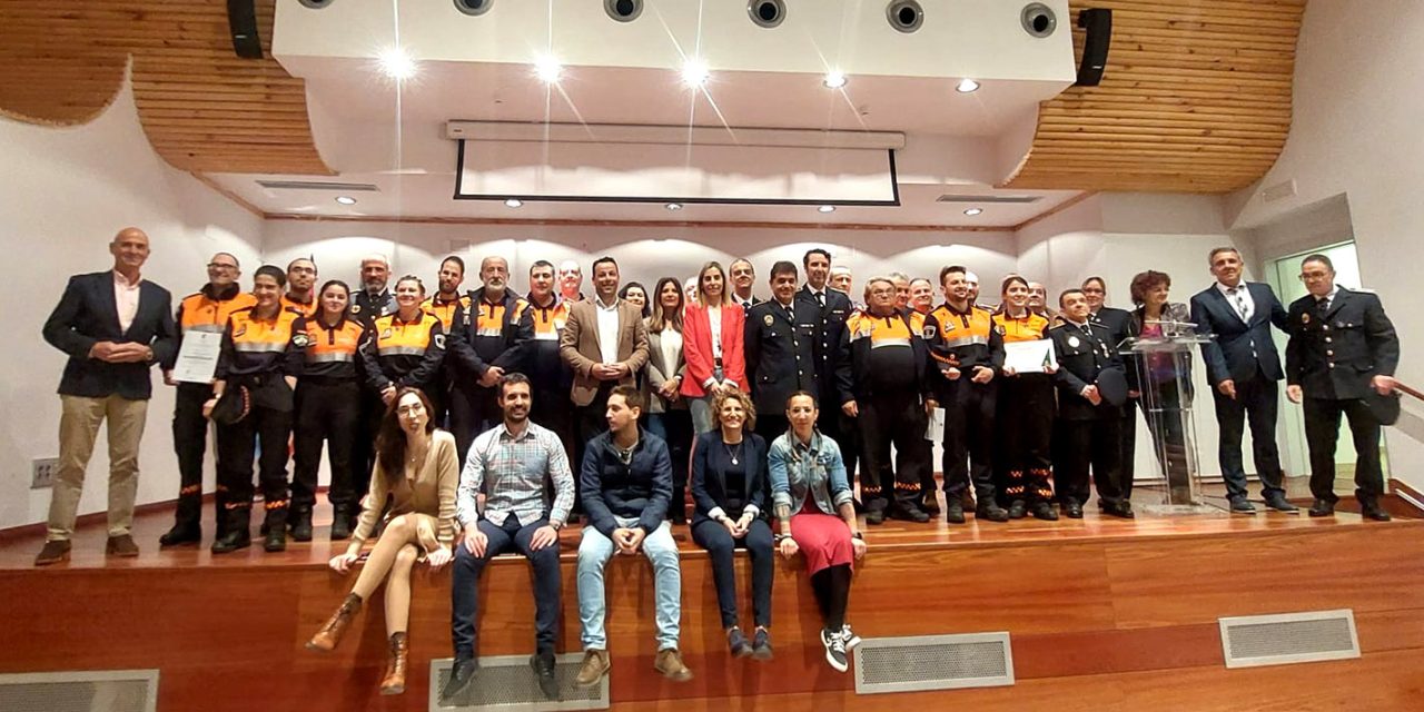 Homenaje a los voluntarios y voluntarias de Protección Civil de Linares