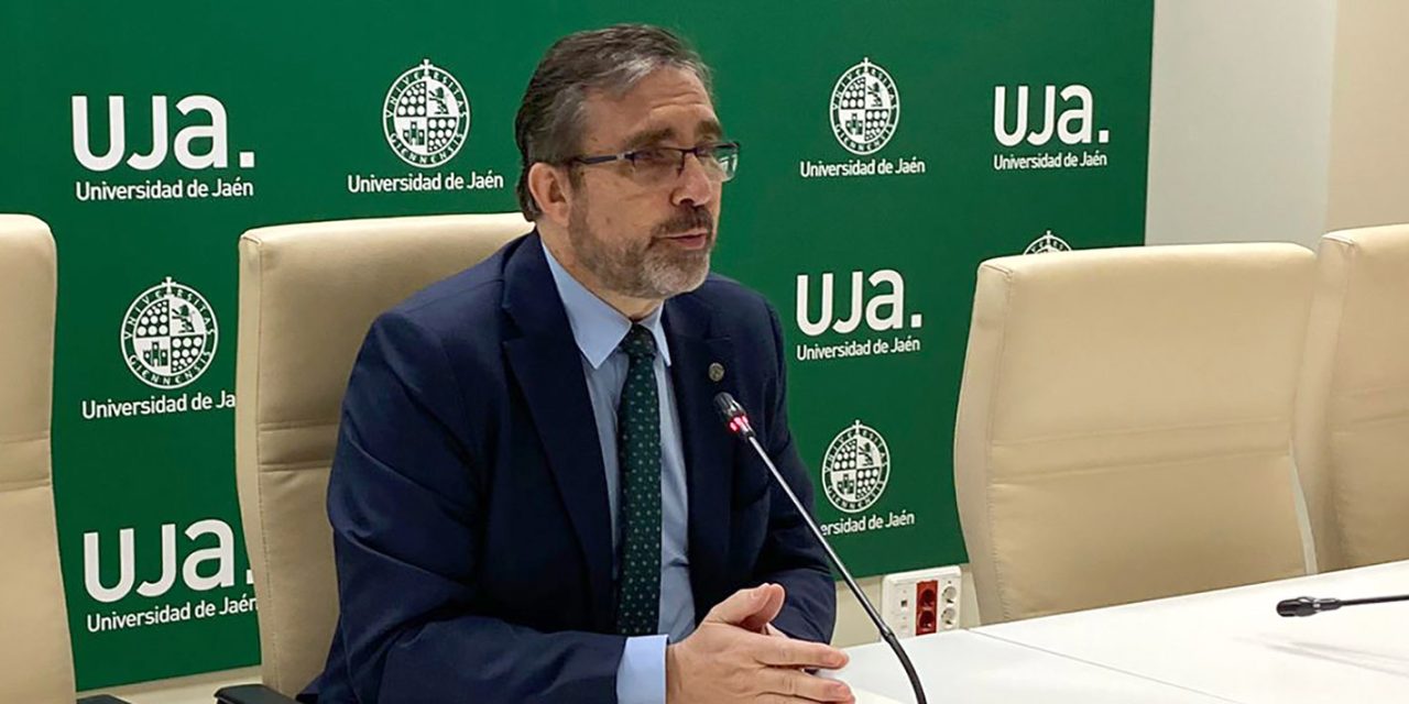 El Rector subraya que la UJA ha dado un salto “cualitativo y cuantitativo” y cuenta con una financiación “saneada”, en el balance de su gestión al frente de la misma