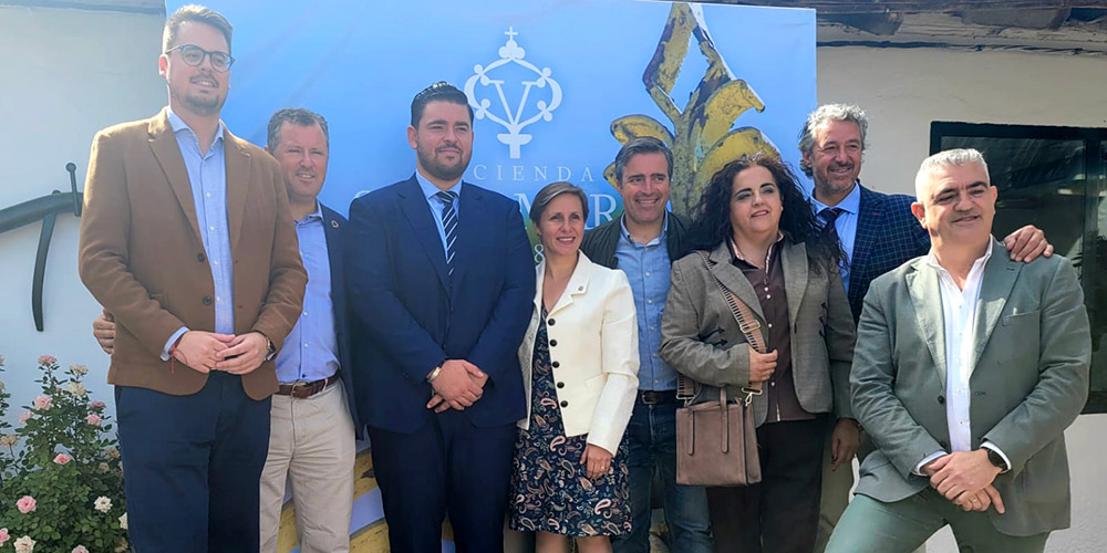 Presentan un proyecto de visitas turísticas a la Hacienda de Santa María de Linares