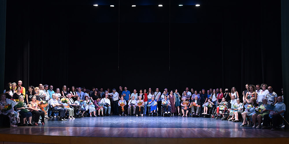 Celebrada la Gala del Día Internacional de las Personas Mayores en Linares