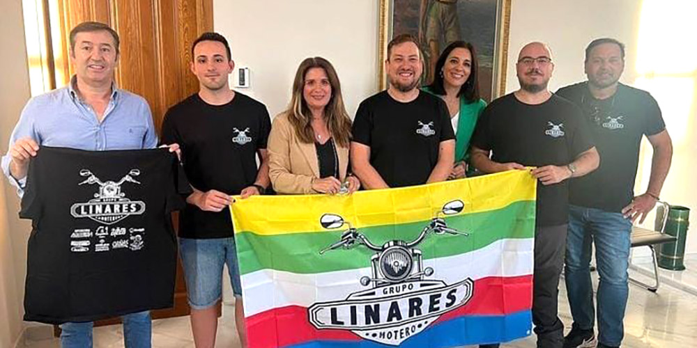 Recepción municipal a los moteros de Linares