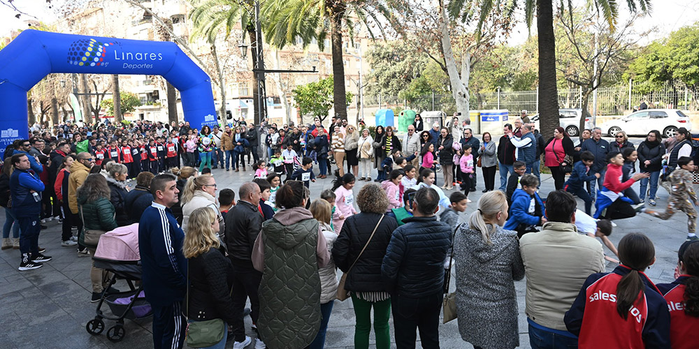 Éxito en la Carrera Infantil Contra el Cáncer en Linares: Participación Masiva de Escolares por la Salud