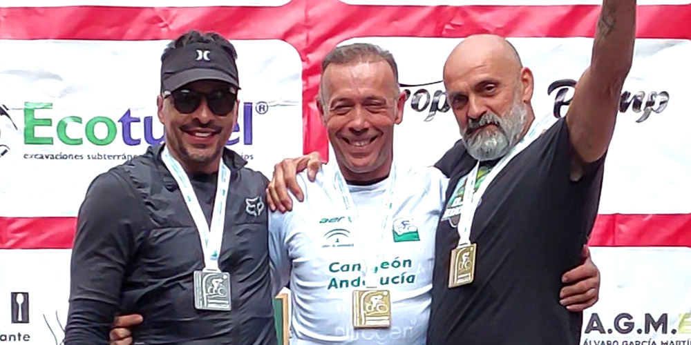 El linarense Juanfra López se proclama Campeón de Andalucía de descenso en BTT