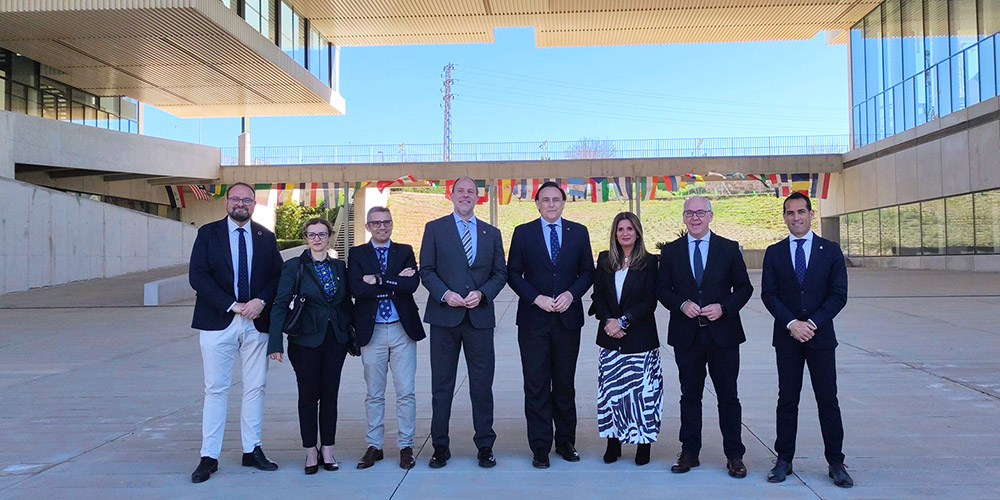 El Campus de Linares alberga una «cumbre» entre la UJA y la Consejería de Universidad