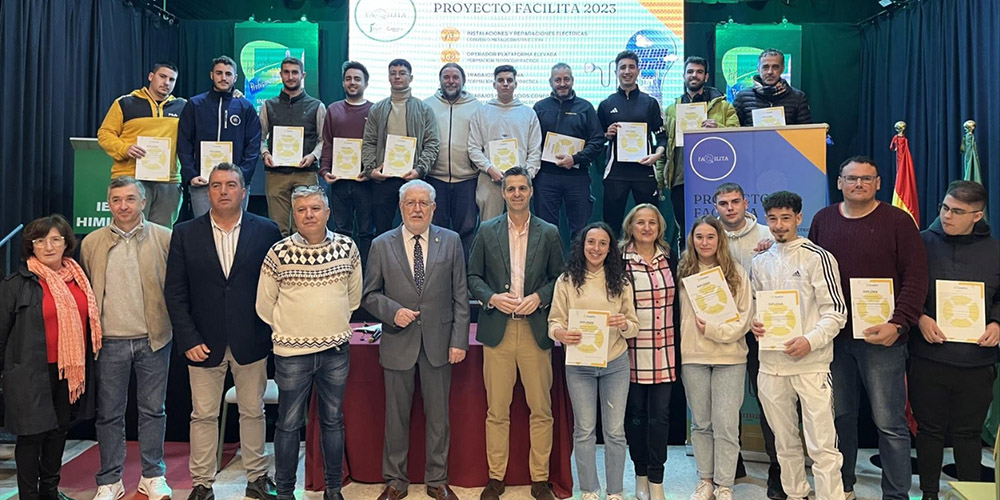 Entrega de Diplomas y clausura del Proyecto FACILITA de la Cámara de Linares