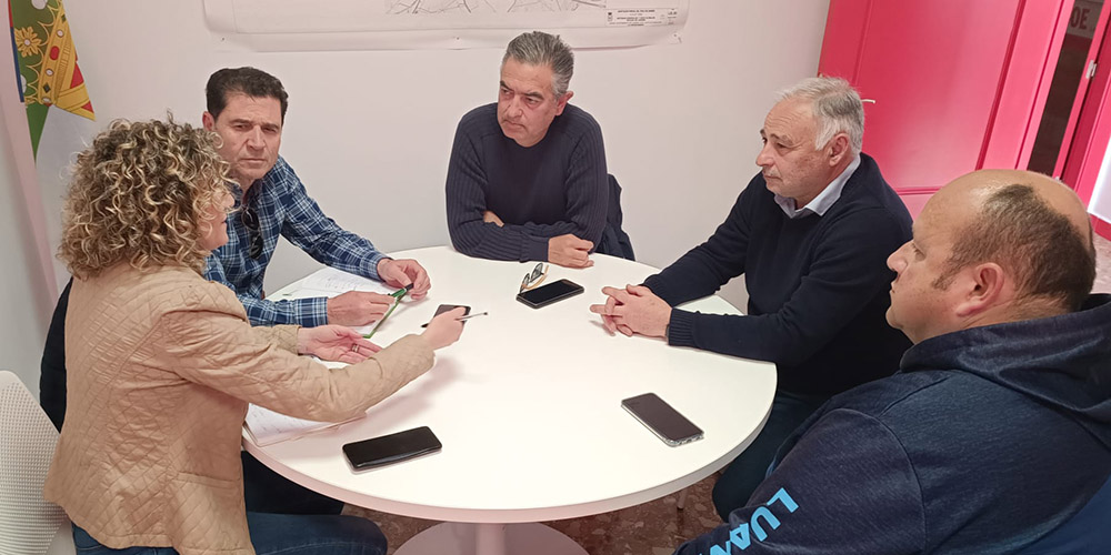 El PSOE de Linares se reúne con representantes del Linares C.F.