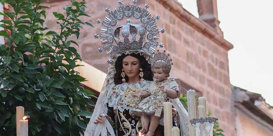 Solemne Procesión de Gloria y Solemnes Cultos en Honor a la Virgen del Carmen en Linares