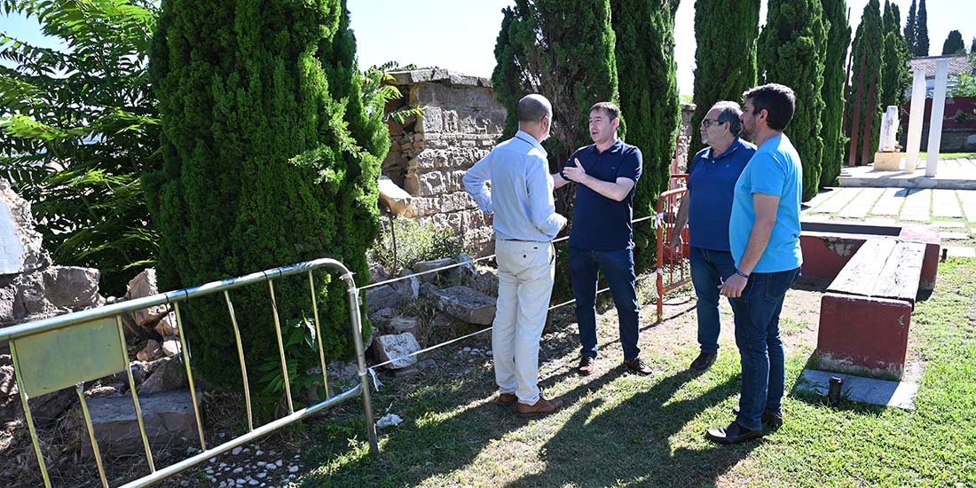 El Ayuntamiento reparará el muro perimetral del patio de San Diego del Cementerio Municipal