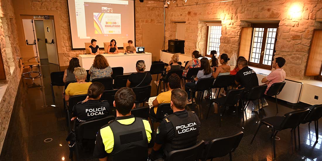 Formación previa para el voluntariado de los puntos Violeta y Diversidad de la Feria 2024